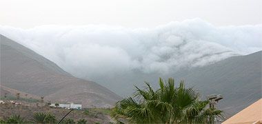 Wolken in Fuerteventuras Bergen
